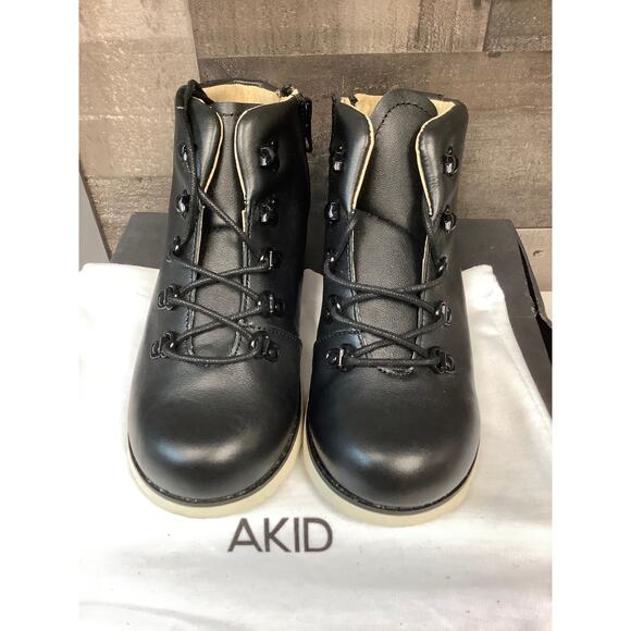 AKID Boys Size 1 Black Leather Jasper Ankle Boots Lace Up Casual Comfort LB14-4 - Picture 2 of 7